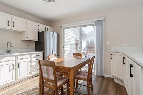 Kitchen - 21331 Silktree Cir, Plainfield, IL 60544 photo 1 of 3