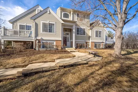 132 Andover Dr #132, Glendale Heights, IL 60139