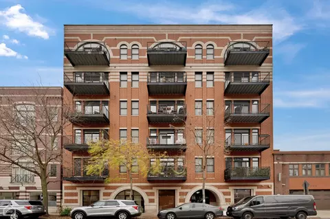 1355 W Washington Blvd #5D, Chicago, IL 60607