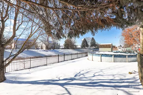 Exterior - 2675 Moss Ln, Aurora, IL 60504 photo 3 of 7