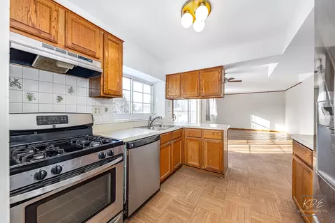 Kitchen - 2675 Moss Ln, Aurora, IL 60504 photo 1 of 3