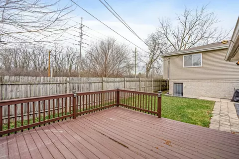 Exterior - Undisclosed, Markham, IL 60428 photo 7 of 11