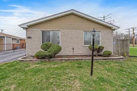 Exterior - Undisclosed, Markham, IL 60428 photo 10 of 11