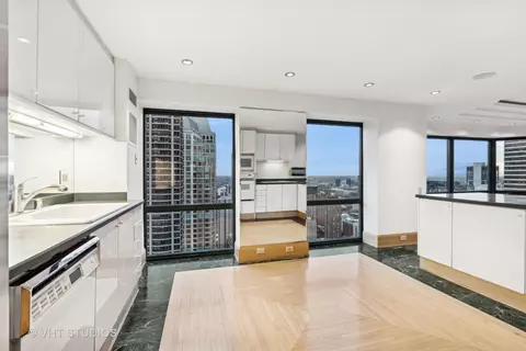 100 E Huron St #3503-3502, Chicago, IL 60611 photo 14