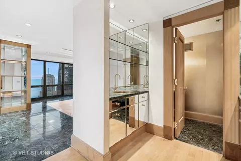 100 E Huron St #3503-3502, Chicago, IL 60611 photo 26