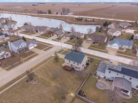 View/Area - 2409 Sanford Ln, Normal, IL 61761 photo 4 of 10