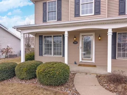 Exterior - 2409 Sanford Ln, Normal, IL 61761 photo 9 of 10