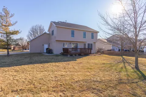 Exterior - 2409 Sanford Ln, Normal, IL 61761 photo 6 of 10