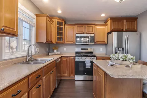 Kitchen - 2409 Sanford Ln, Normal, IL 61761 photo 3 of 3