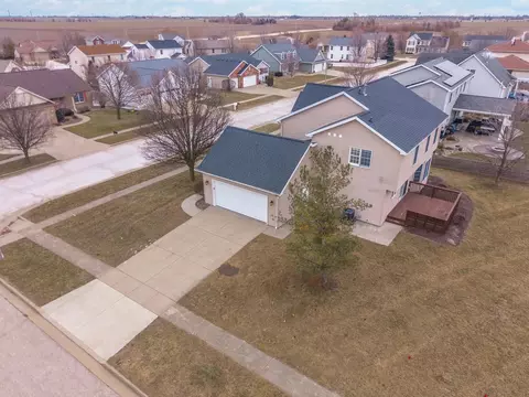 View/Area - 2409 Sanford Ln, Normal, IL 61761 photo 2 of 10