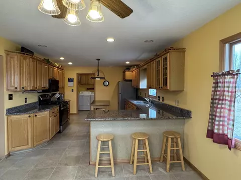 Kitchen - 374 E Walnut St, Herscher, IL 60941 photo 3 of 9