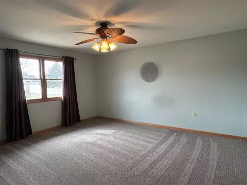 Living - 374 E Walnut St, Herscher, IL 60941 photo 4 of 4