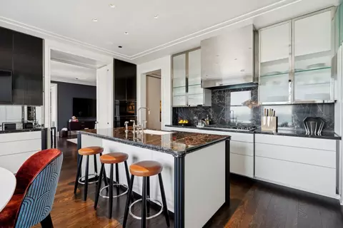 Kitchen - 159 E Walton Pl #23A, Chicago, IL 60611 photo 4 of 5