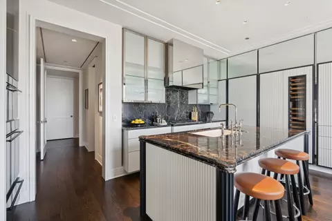 Kitchen - 159 E Walton Pl #23A, Chicago, IL 60611 photo 3 of 5