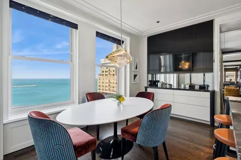 Dining - 159 E Walton Pl #23A, Chicago, IL 60611 photo 3 of 8