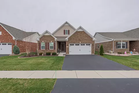 2031 Royalglen Dr, New Lenox, IL 60451