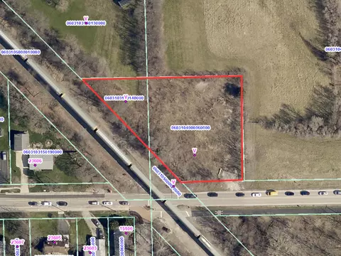 8 W Lockport St, Plainfield, IL 60544