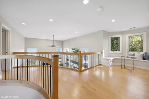 Entry Way - 6885 Fieldstone Dr, Burr Ridge, IL 60527 photo 3 of 3