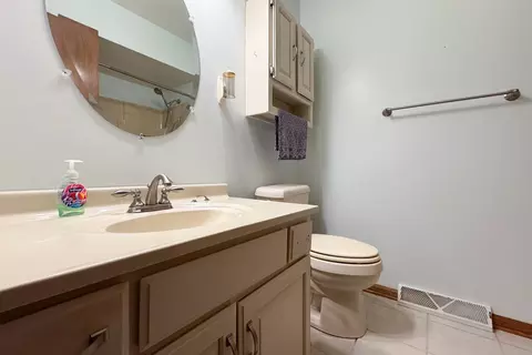 Bath - 7465 Farview Dr, Cherry Valley, IL 61016 photo 2 of 2