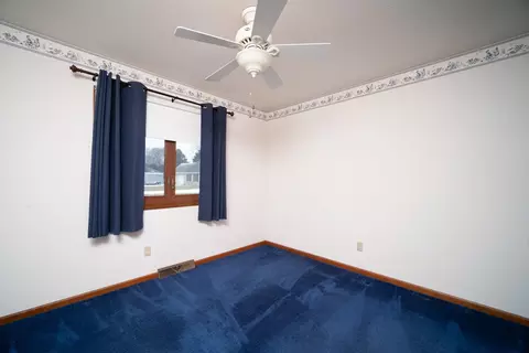 Bedroom - 7465 Farview Dr, Cherry Valley, IL 61016 photo 6 of 8