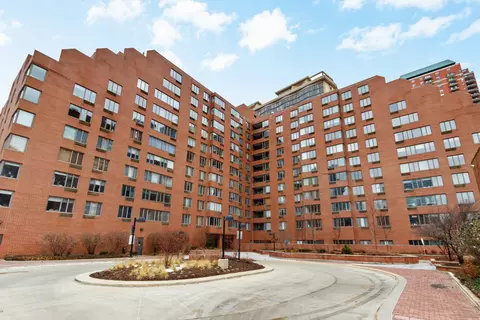 801 S Plymouth Ct #813, Chicago, IL 60605