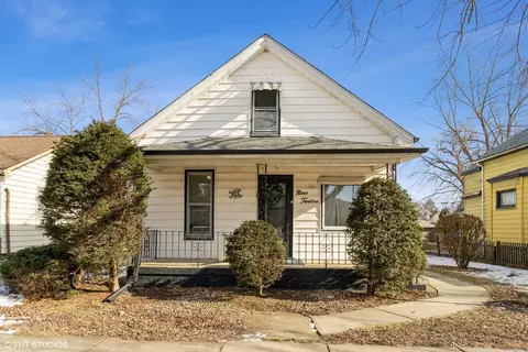 912 N Center St, Joliet, IL 60435
