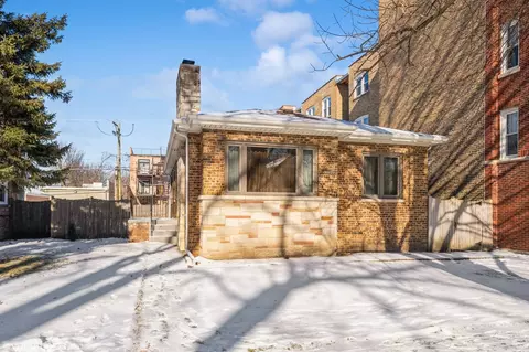 2716 W Fitch Ave, Chicago, IL 60645