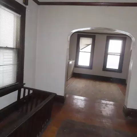 2933 S Arch St, Chicago, IL 60608 photo 2