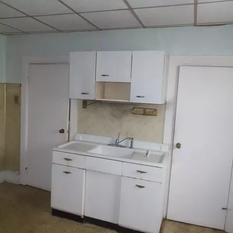 2933 S Arch St, Chicago, IL 60608 photo 5