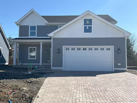 4015 Faith Ln, Saint Charles, IL 60174