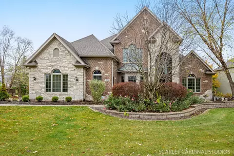 701 Papermill Hill Dr, Batavia, IL 60510