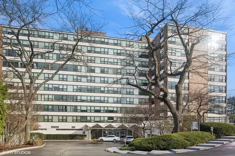 1616 Sheridan Rd #2F, Wilmette, IL 60091
