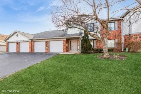 1755 W Partridge Ln #2, Arlington Heights, IL 60004