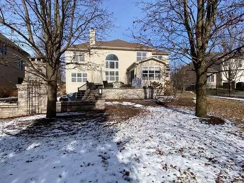 25907 Campbell Ln, Plainfield, IL 60585 photo 2
