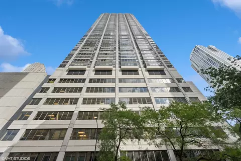 30 E Huron St #3009, Chicago, IL 60611