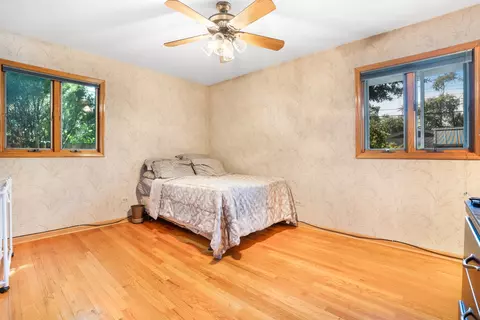 Bedroom - 43 Blackhawk Dr, Thornton, IL 60476 photo 3 of 4