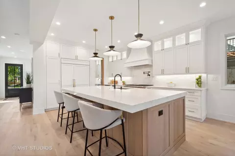 Kitchen - 1087 Cherry St, Winnetka, IL 60093 photo 1 of 4