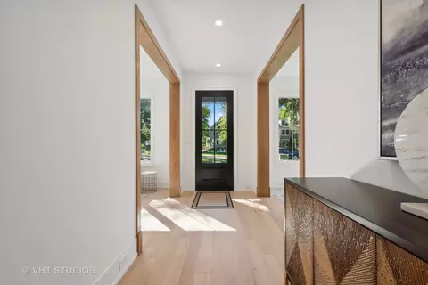 Entry Way - 1087 Cherry St, Winnetka, IL 60093 photo 1 of 6
