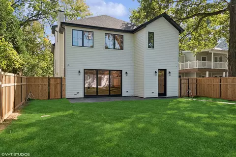 Exterior - 1087 Cherry St, Winnetka, IL 60093 photo 6 of 6