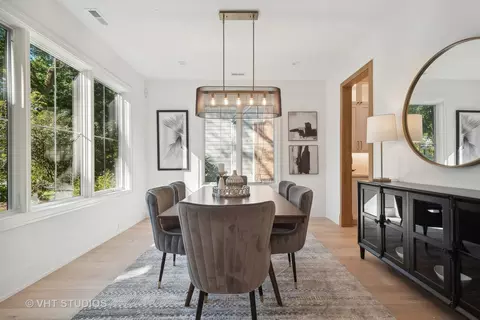 Dining - 1087 Cherry St, Winnetka, IL 60093 photo 4 of 5