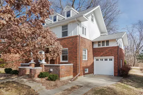 1304 Hillcrest St, Normal, IL 61761 photo 2