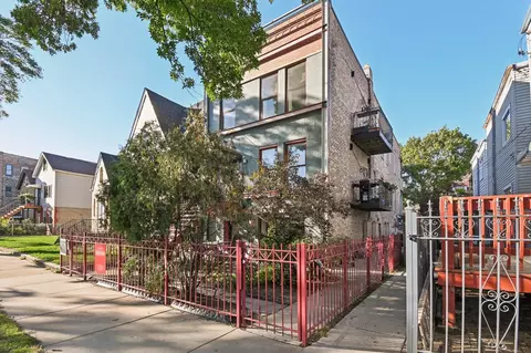 1910 W Superior St #1, Chicago, IL 60622
