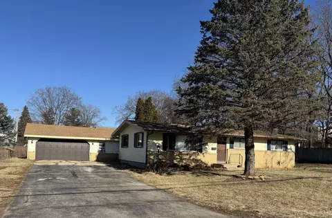 421 E Main St, Rockton, IL 61072 photo 1