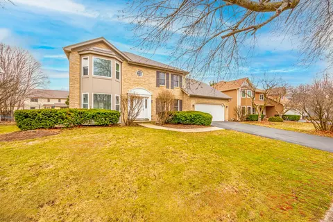 3612 Caine Dr, Naperville, IL 60564
