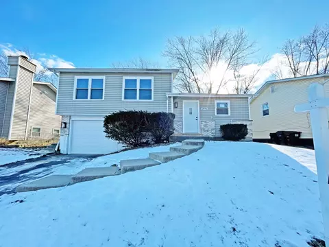 3641 School Dr, Country Club Hills, IL 60478