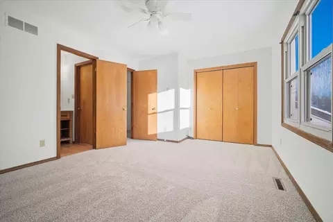 9421 Apollo Rd, Bloomington, IL 61705 photo 17