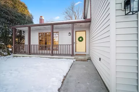 9421 Apollo Rd, Bloomington, IL 61705 photo 3