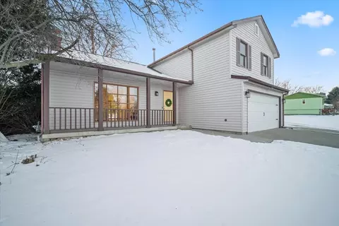 9421 Apollo Rd, Bloomington, IL 61705 photo 2