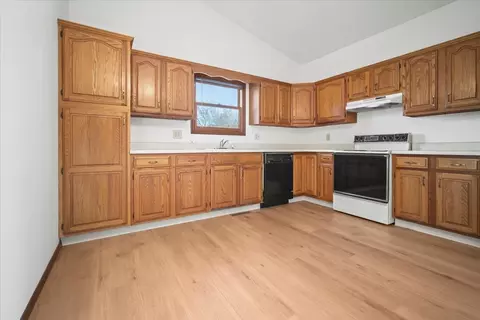 9421 Apollo Rd, Bloomington, IL 61705 photo 9