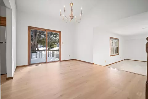9421 Apollo Rd, Bloomington, IL 61705 photo 8